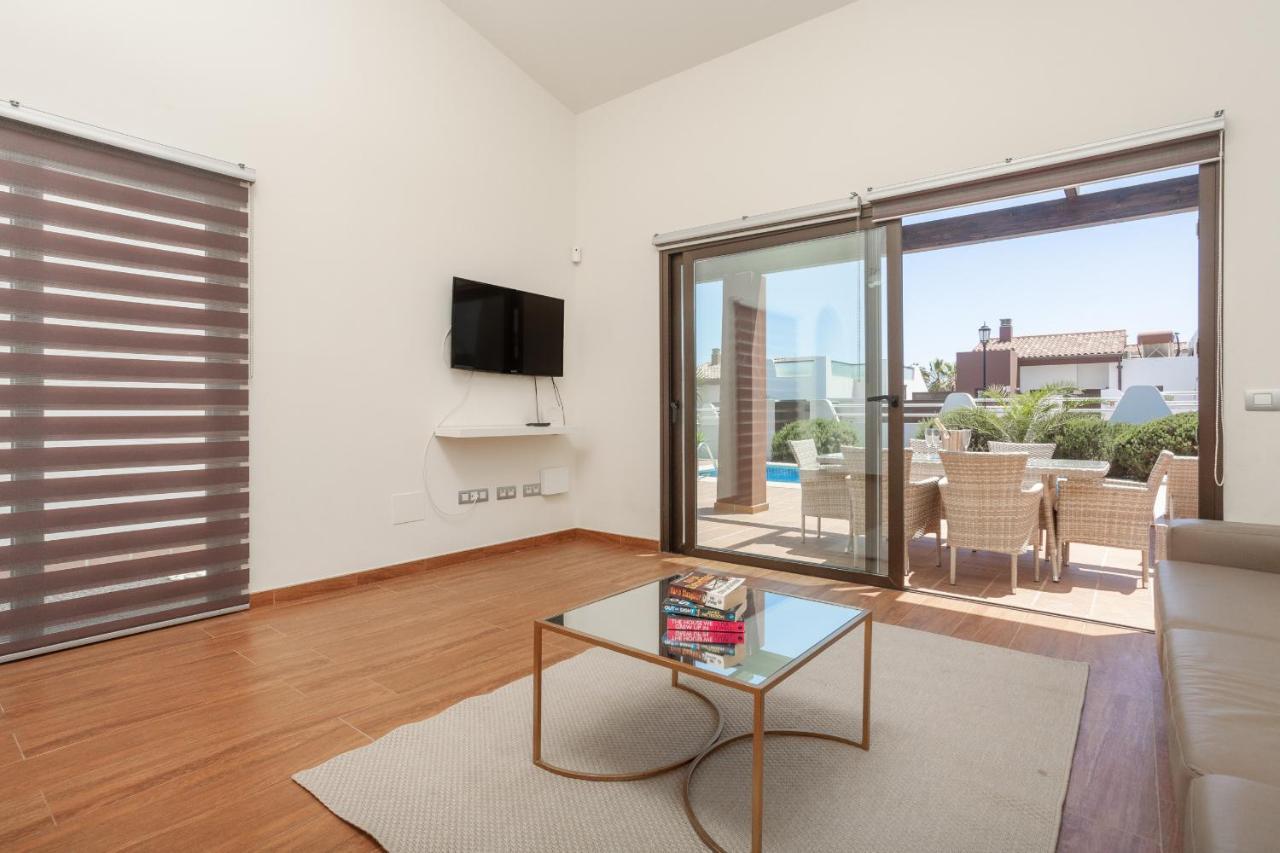 Villa Zafiro 13 Golf Private Pool Caleta De Fuste By Holidays Home Luaran gambar