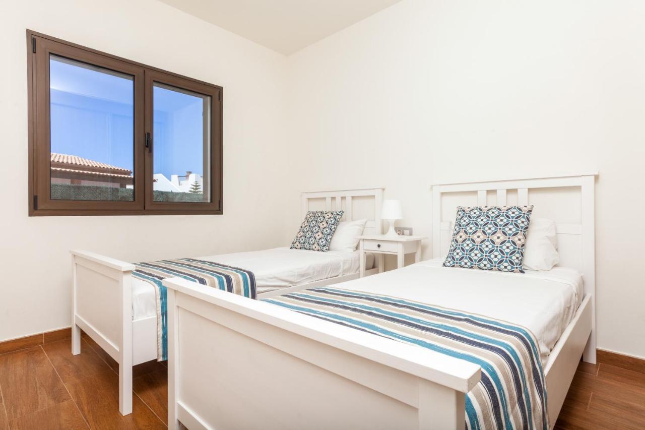 Villa Zafiro 13 Golf Private Pool Caleta De Fuste By Holidays Home Luaran gambar